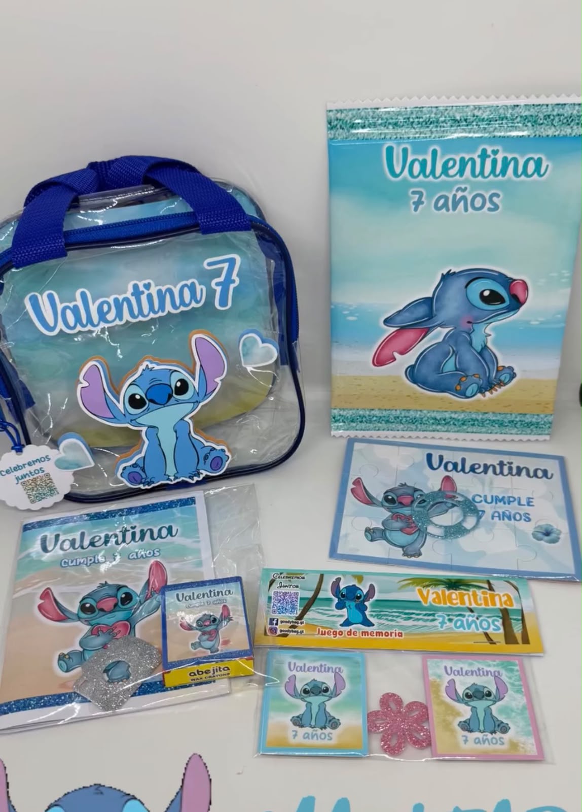 Lonchera y papelería personalizada de Stitch